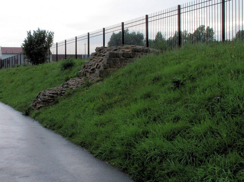 Hadrians Wall At Wallsend